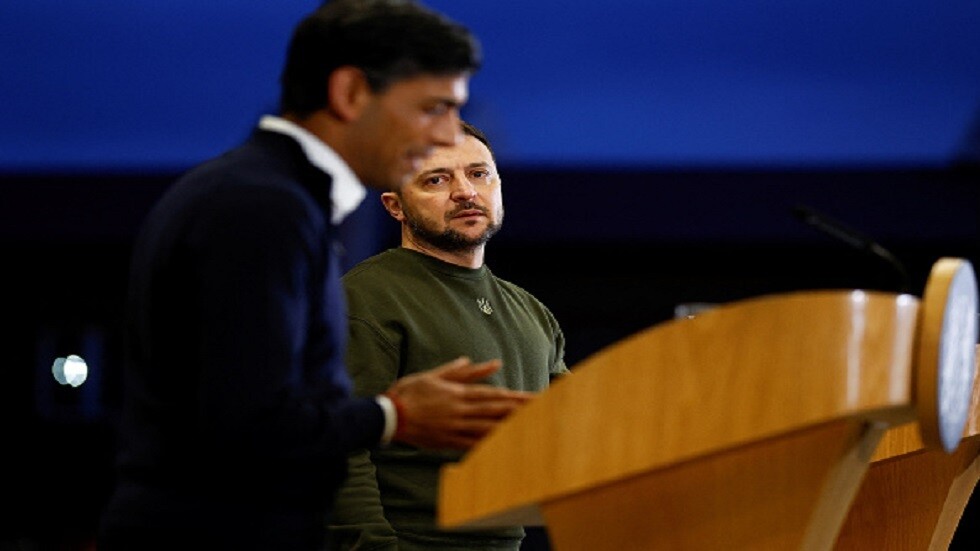 زيلينسكي يلقي خطابا أمام البرلمان البريطاني ويناشد بريطانيا إمداد أوكرانيا بالطائرات الحربية