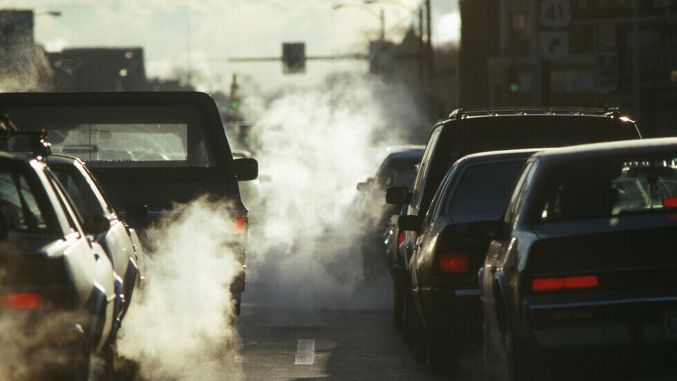 العيش في مدن مزدحمة يعرض المراهقات لخطر صحي 