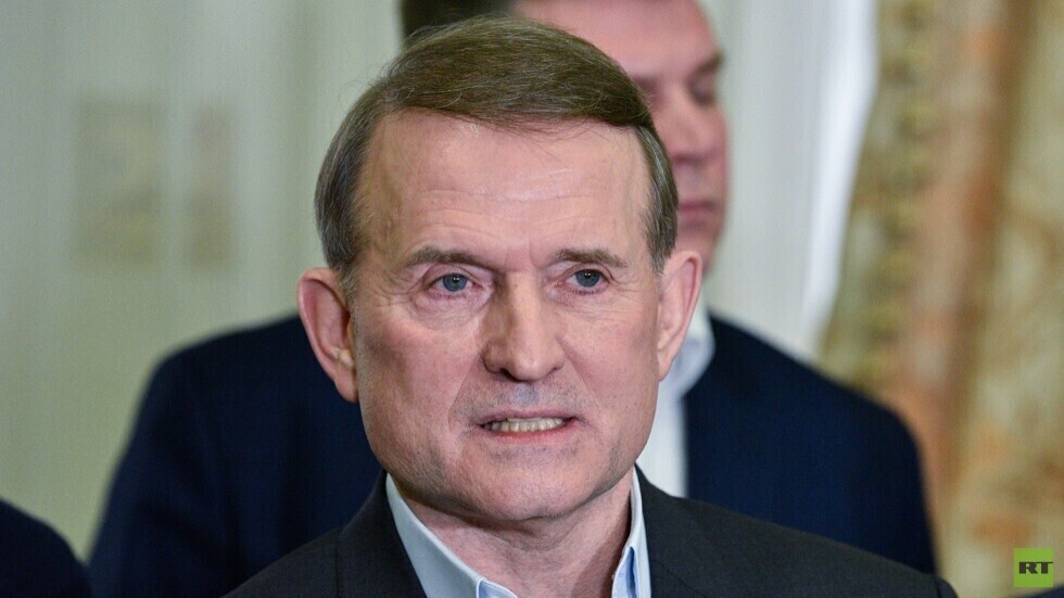 المعارضة الأوكرانية: اتفاقات مينسك كانت ستتحقق "بإشارة واحدة"