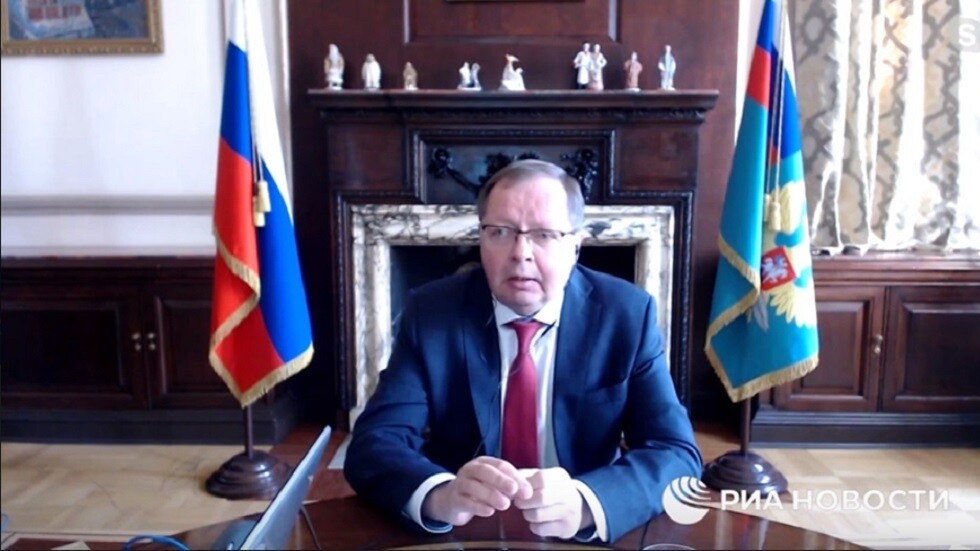 السفير الروسي لدى لندن: بريطانيا تستعد لمصادرة الأصول الروسية