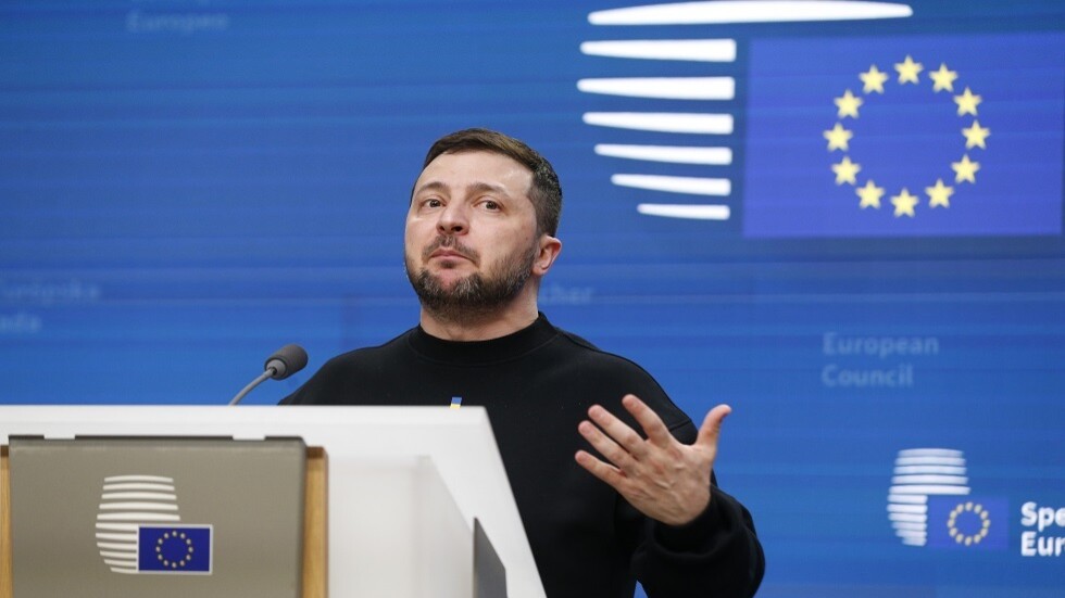 مستشار أوكراني سابق: سقوط أرتيوموفسك ومقتل آلاف الجنود الأوكرانيين سيعني نهاية زيلينسكي