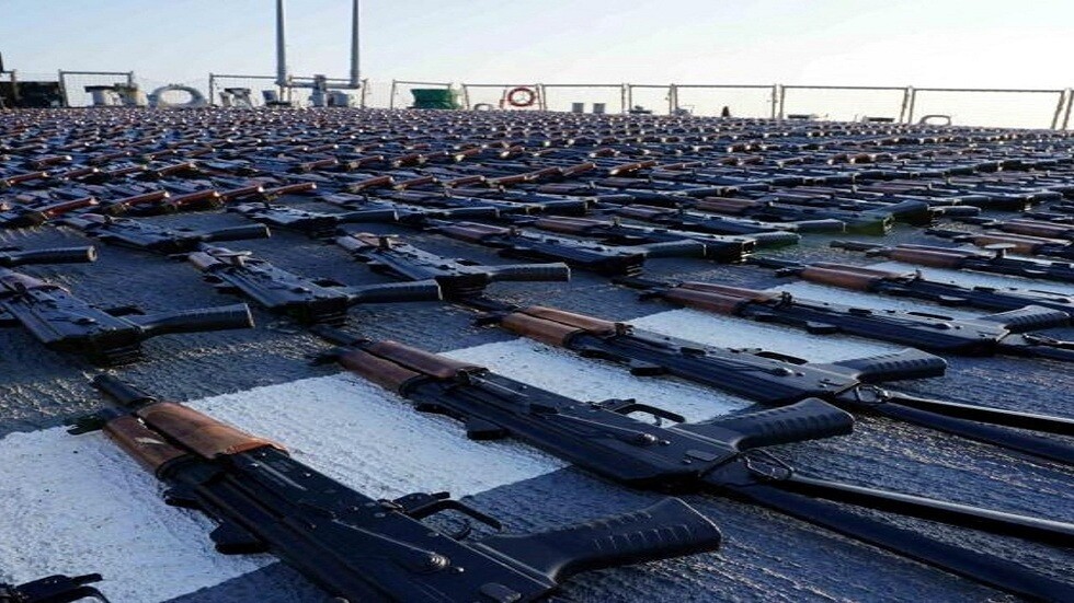 "وول ستريت جورنال": واشنطن تبحث إرسال أسلحة إيرانية صادرتها  قبالة اليمن إلى أوكرانيا