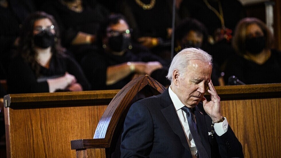 سيمور هيرش يروي تفاصيل جديدة حول خوف بايدن من تفجير "السيل الشمالي"