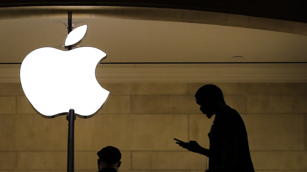 حدّث هاتفك "آيفون" الآن!..  تحذير عاجل من آبل لإصلاح ثغرات أمنية!