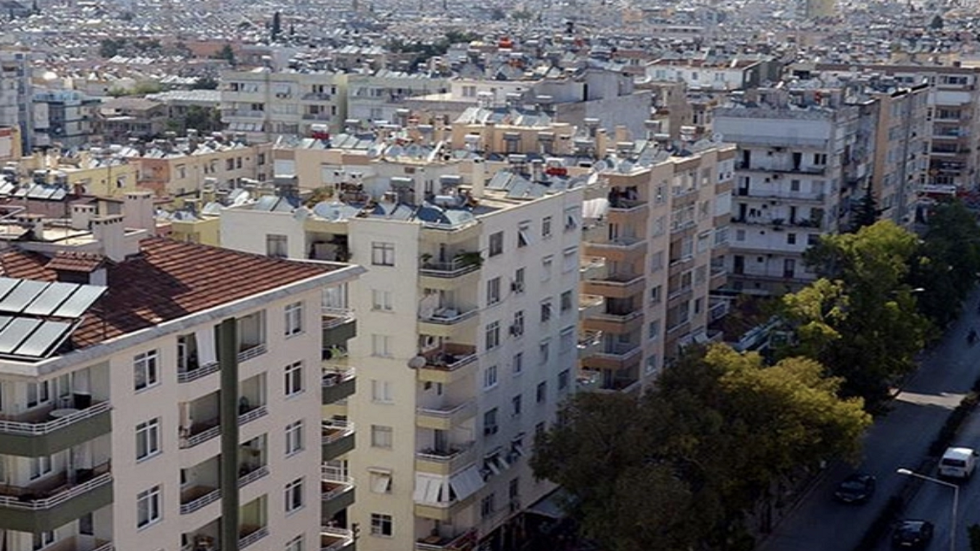 من دروس الزلزال.. رئيس بلدية اسطنبول يطلق حملة لهدم وتجديد المباني القديمة