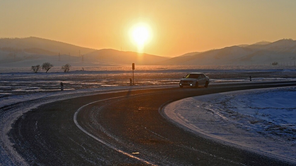 علماء: حدوث توهج قوي للشمس