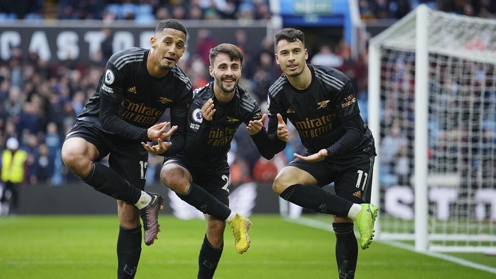 أرسنال يستعيد عرش