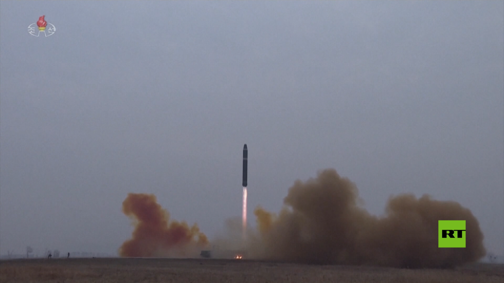 شاهد.. بيونغ يانغ تعرض إنجازها الأخير: دون إشعار مسبق وبأمر مباشر من زعيم البلاد تم التنفيذ