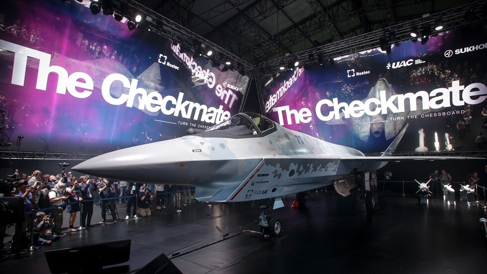 الشرق الأوسط مهتم بالطيران القتالي وبـ "كش مات"