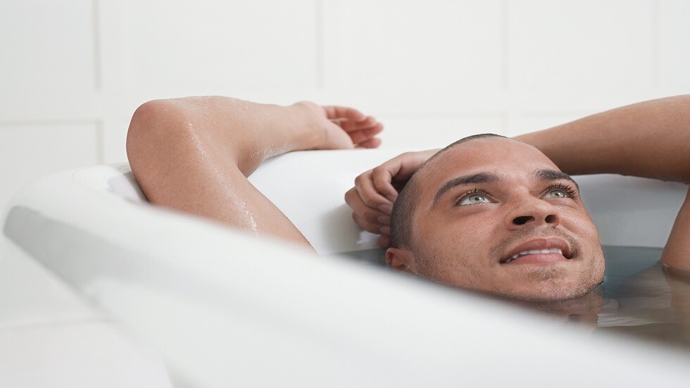 طبيب يعدد أضرار الاستمناء عند الرجال