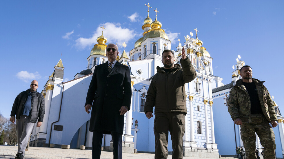 زيارة سرية.. لماذا لم يستقل بايدن السيارة الرئاسية في أوكرانيا؟