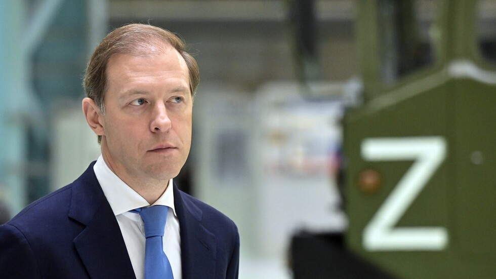 من معرض الدفاع "آيدكس" بأبو ظبي.. نائب رئيس الوزراء الروسي يكشف عن آفاق التعاون مع الإمارات