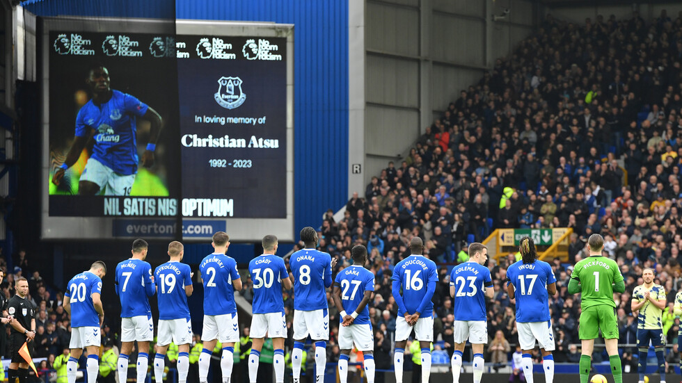 جماهير نيوكاسل تكرم أتسو "ضحية الزلزال" بمبادرة خاصة في موطنه