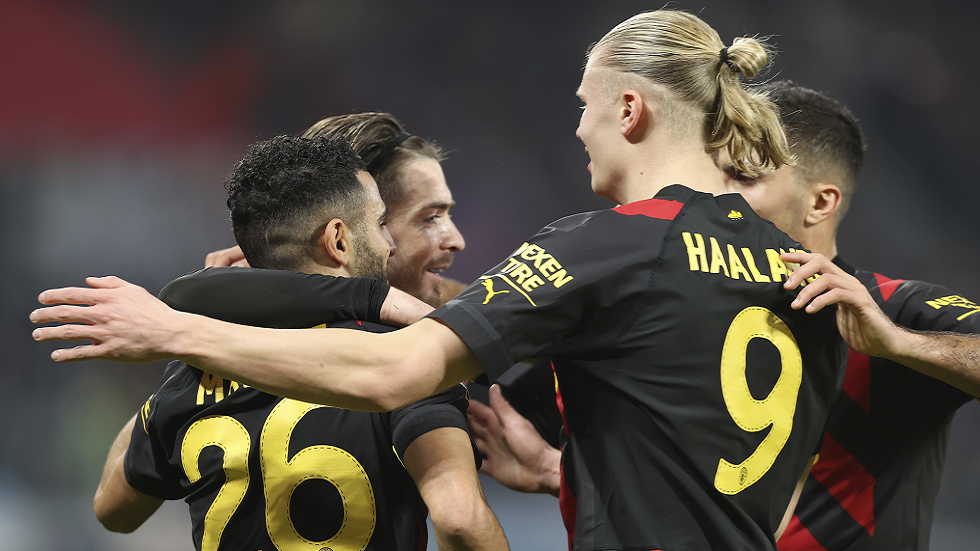 محرز يعلق على الانتقادات الموجهة لهالاند