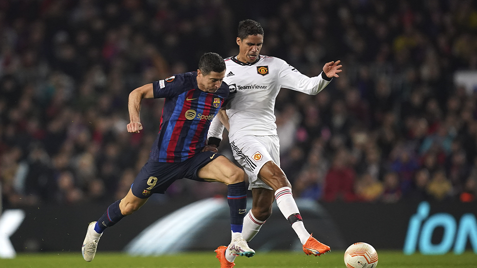 التشكيلة الأساسية لموقعة مانشستر يونايتد وبرشلونة