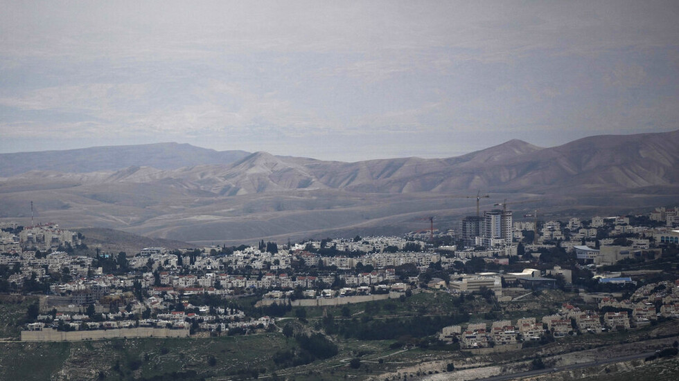 إسرائيل.. المصادقة على بناء 4 آلاف وحدة استيطانية في الضفة والقدس