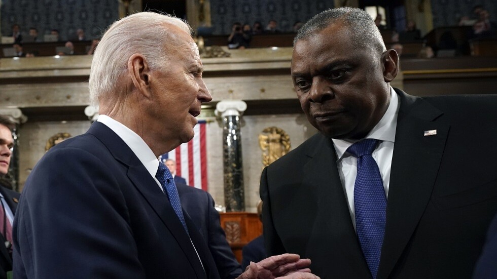 وزير الدفاع الأمريكي: النزاع في أوكرانيا سينتهي بالمفاوضات