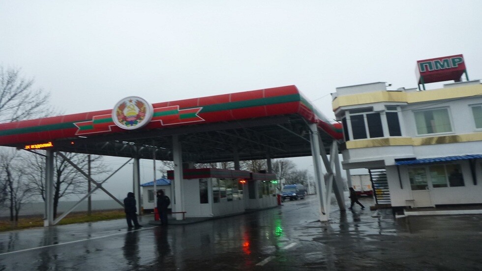 كييف تحشد وحدات من قواتها المسلحة بالقرب من بريدنيستروفيه