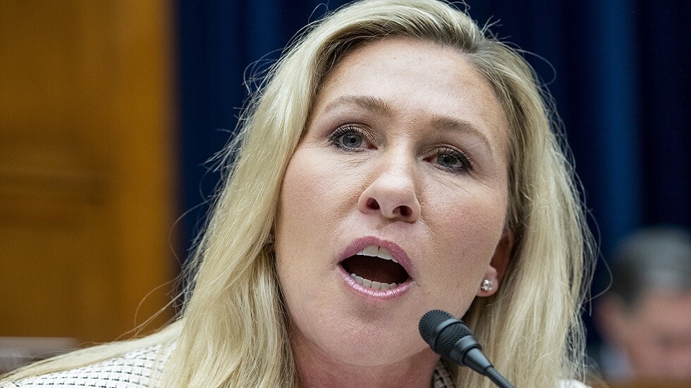 نائبة أمريكية تتهم بايدن بانتهاك الدستور بسبب المساعدات العسكرية لأوكرانيا