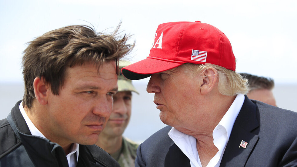 "واشنطن بوست": ديسانتيس يستعرض قوته في "الفناء الخلفي" لترامب