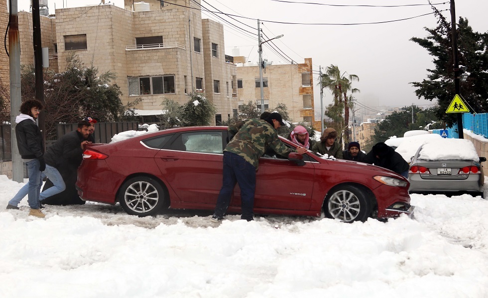 الثلوج تغطي العاصمة الاردنية عمان - يناير 2022