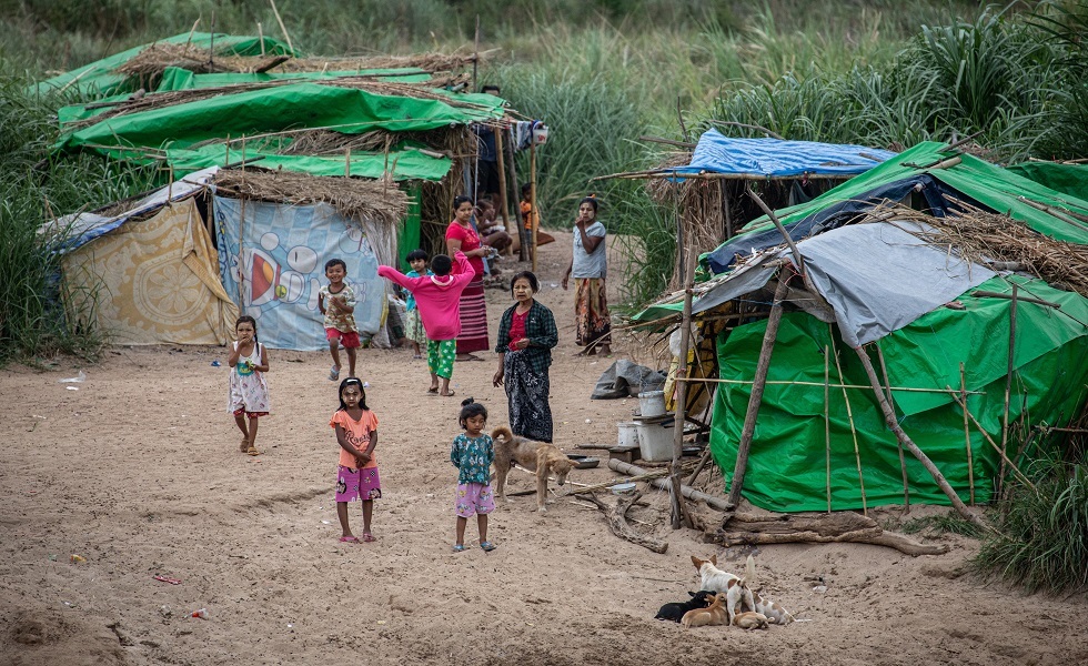 لاجئون من ميانمار