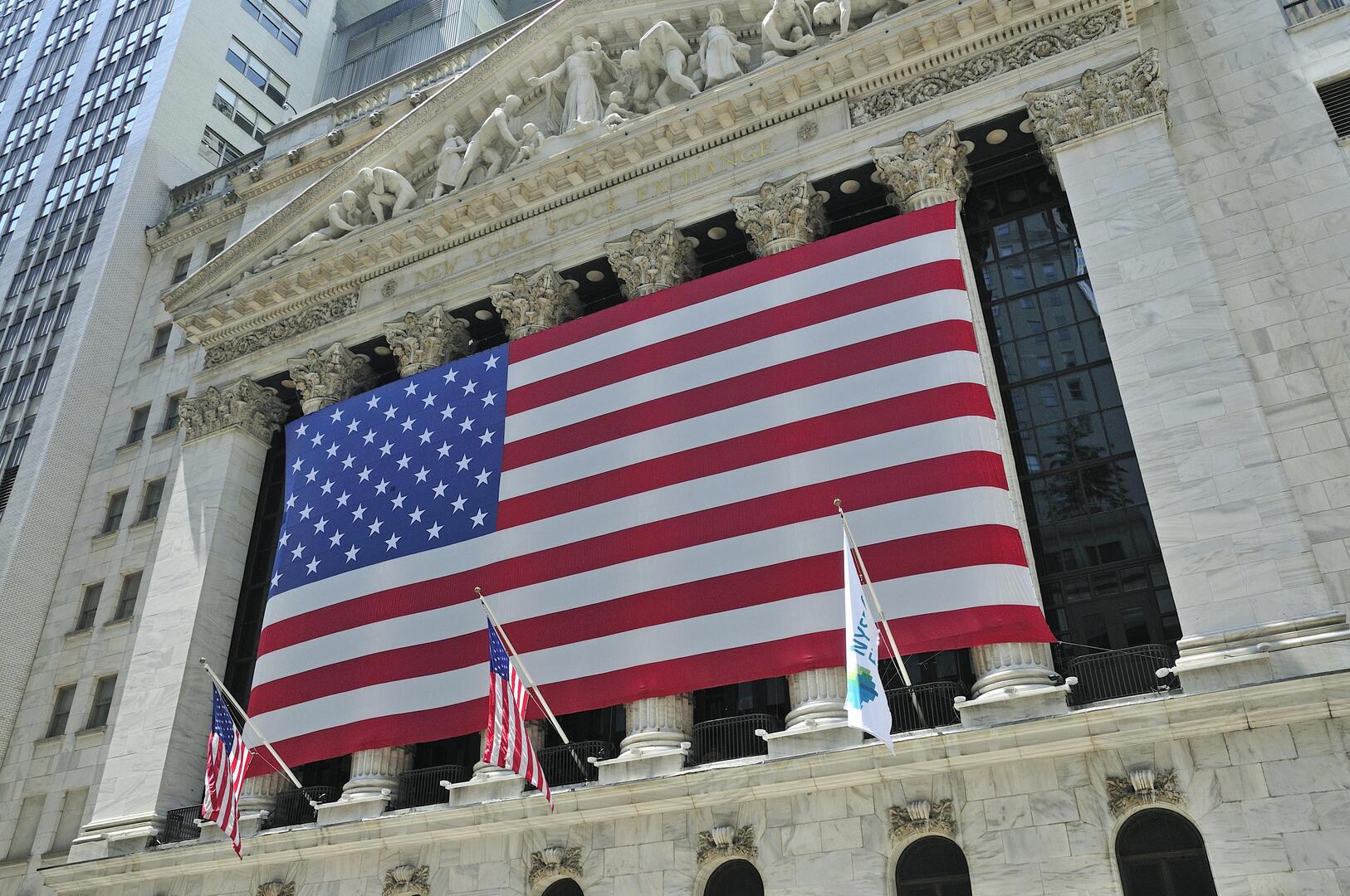 كيف أثر قرار الفدرالي الأمريكي على الأسواق الأمريكية؟