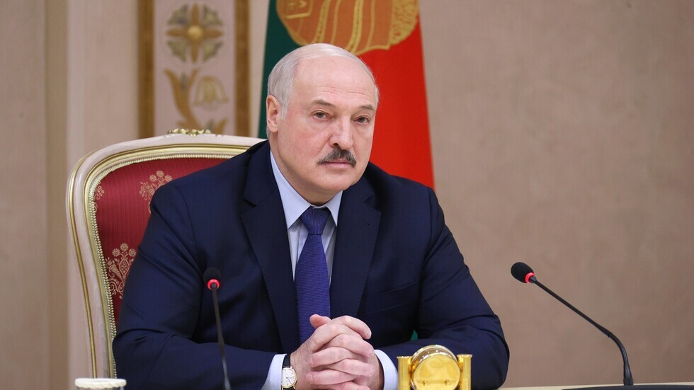 الرئيس البيلاروسي يتلقي رئيس الإمارات في أبو ظبي