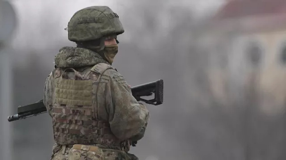 الجيش الروسي يتقدم نحو أوغليدار ويقترب من إحكام الطوق عليها والقوات الأوكرانية تواصل قصف دونيتسك