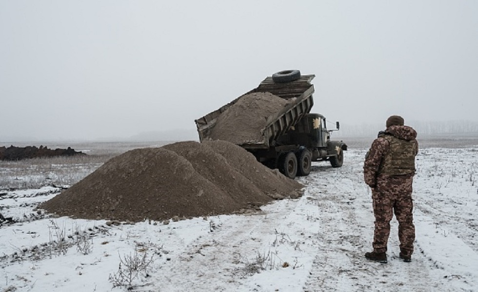 تحصينات لقوات كييف في أرتيوموفسك التي يطوقها الجيش الروسي