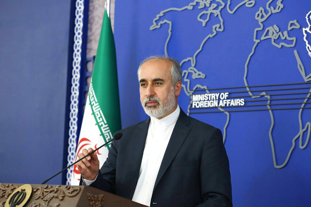 الخارجية الإيرانية تأسف لقرار أذربيجان  تعليق عمل سفارتها في طهران