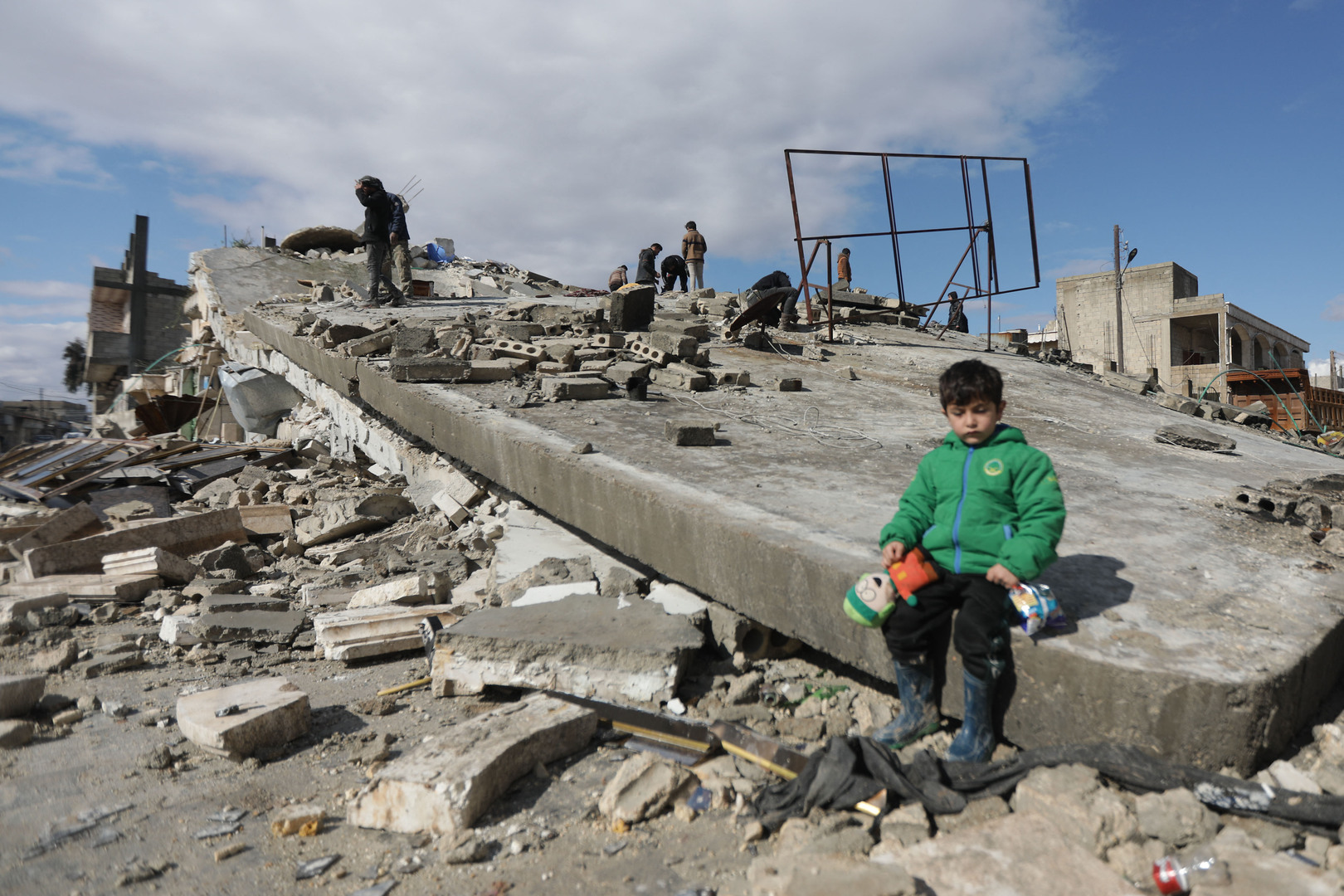 مفتي عمان يتوجه بكلمات مؤثرة لمنكوبي الزلزال المدمر