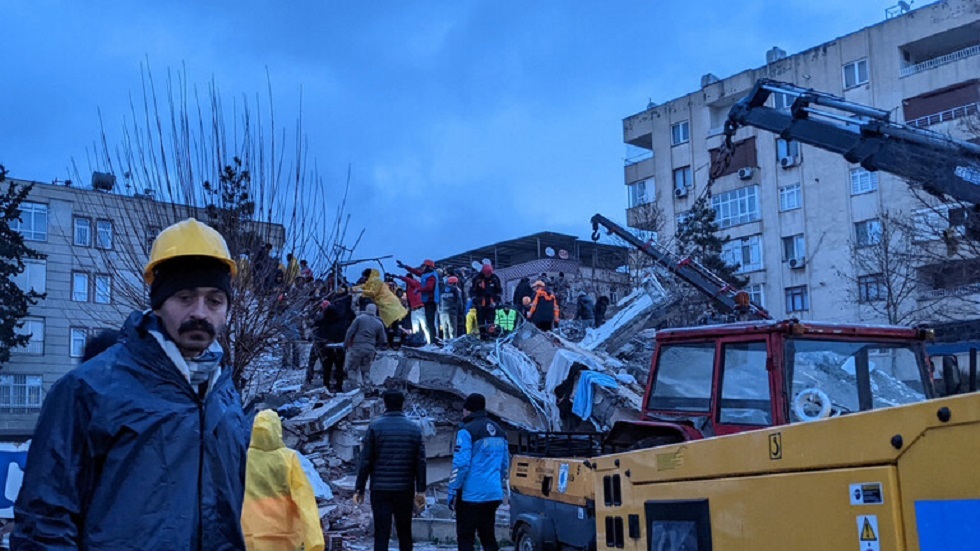 عالم زلازل روسي يصف الزلزال الذي حدث في تركيا بالشاذ
