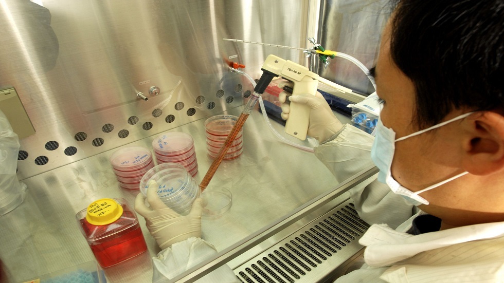 وسائل إعلام: جامعة كيوتو بدأت ببيع الخلايا الجذعية المشتقة من دم اليابانيين وحددت سعرها