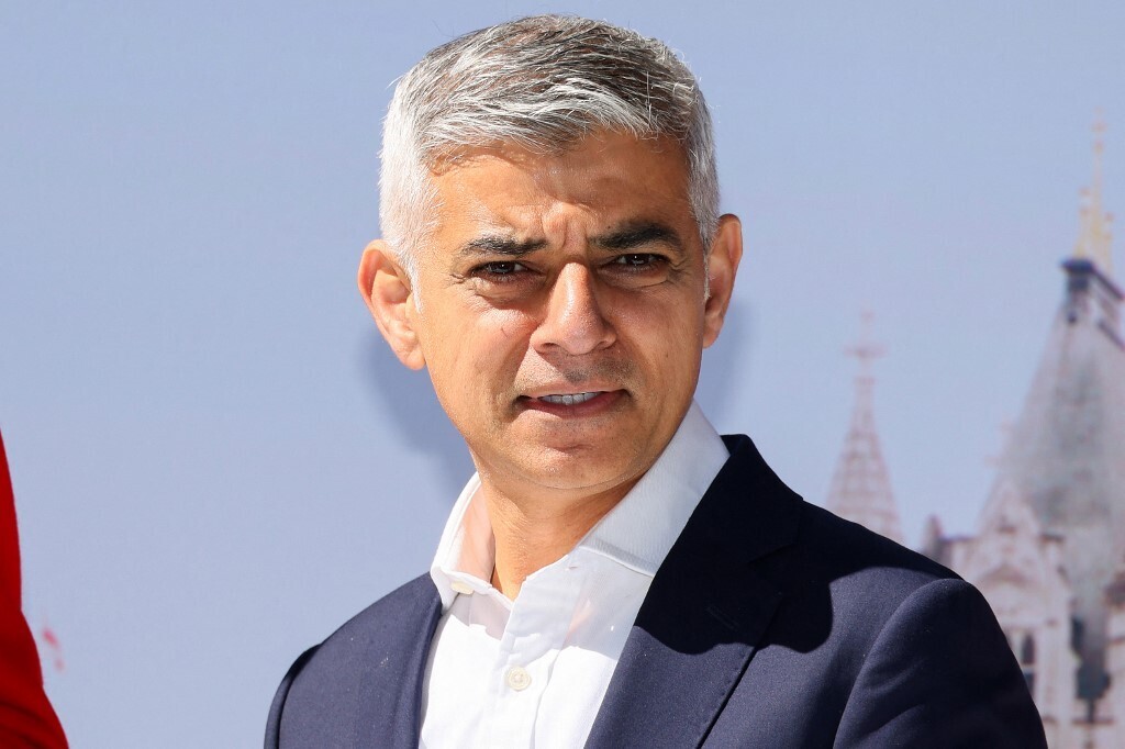 عمدة لندن يدعو إلى التبرع لمتضرري زلزال تركيا وسوريا
