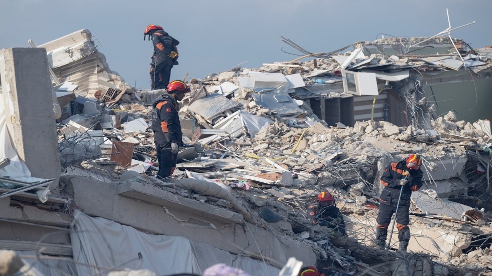 تركيا.. ارتفاع حصيلة ضحايا الزلزال إلى 24 ألفا و617 شخصا