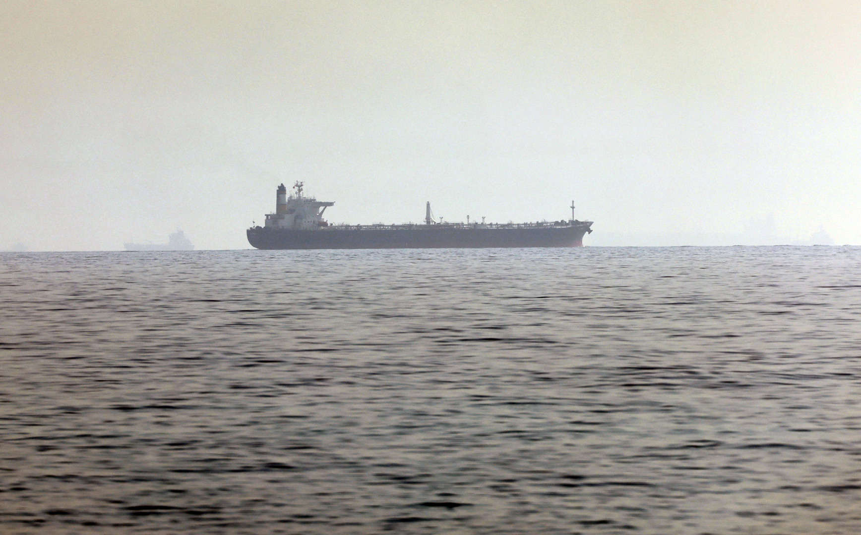 طهران ترفض اتهامها في الهجوم على سفينة إسرائيلية في بحر العرب