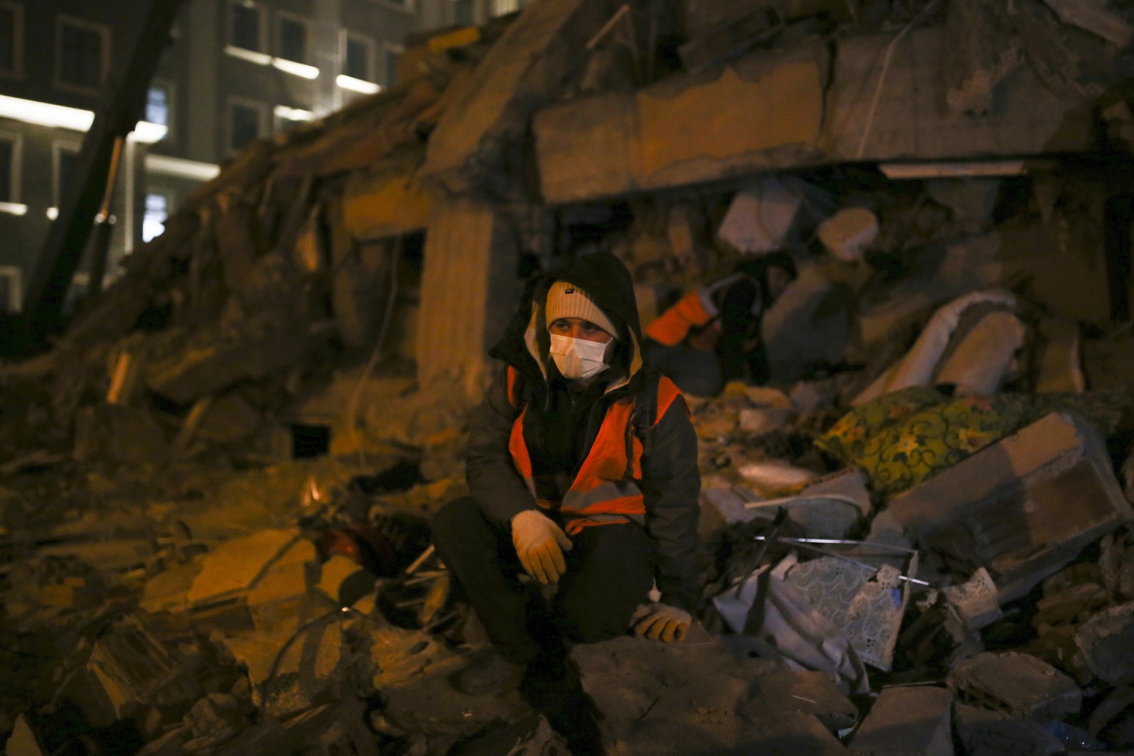 السلطات التركية تتخذ إجراء يتعلق بالمتضررين من الزلزال