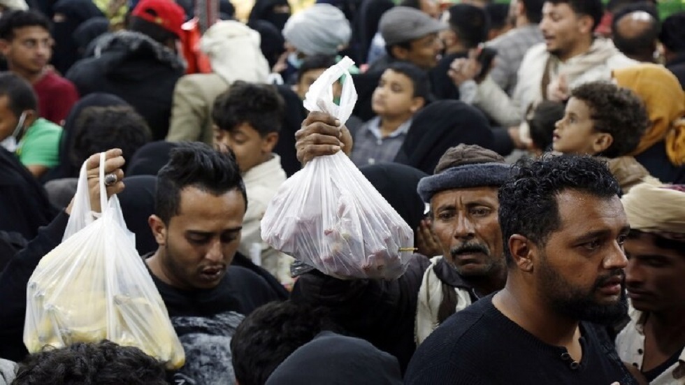 الحوثيون: دول التحالف تستخدم الملف الإنساني كورقة ضغط للحصول على مكاسب سياسية