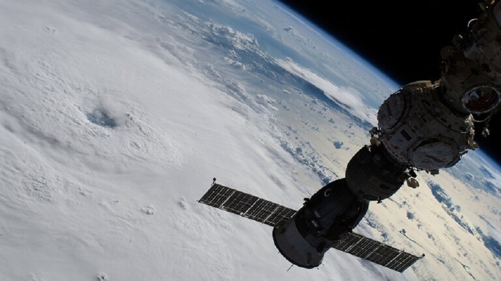 المحطة الفضائية الدولية تعدل مدارها استعدادا لاستقبال مركبة 