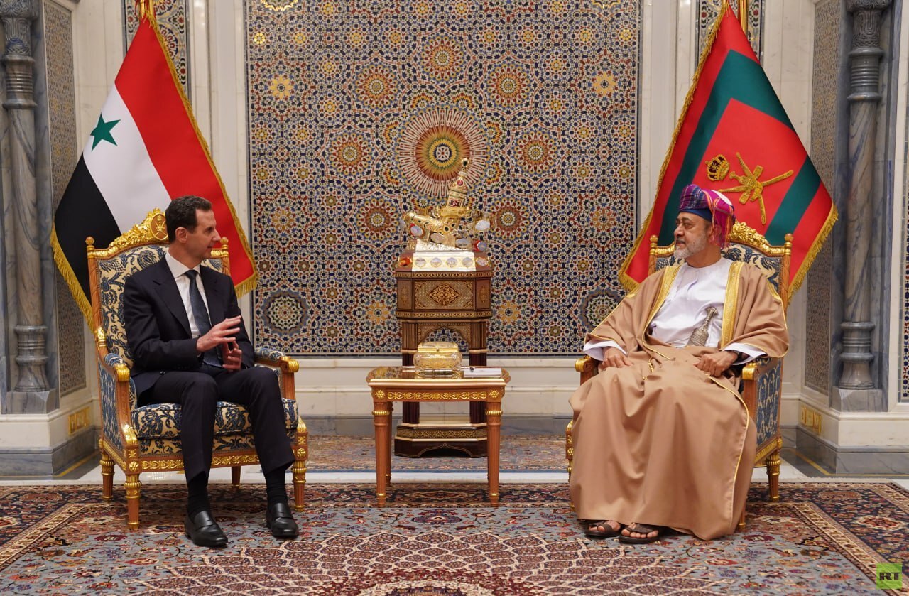 الرئاسة السورية: الرئيس بشار الأسد يزور سلطنة عمان ويلتقي السلطان هيثم بن طارق