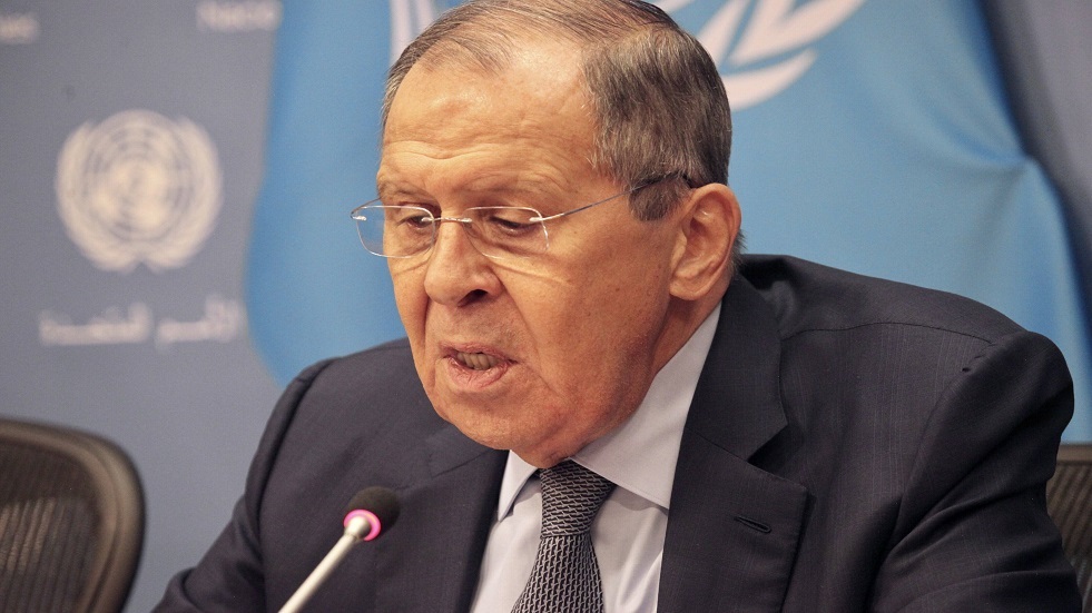 لافروف يشارك في اجتماع روسيا والعالم الإسلامي في 6 مارس