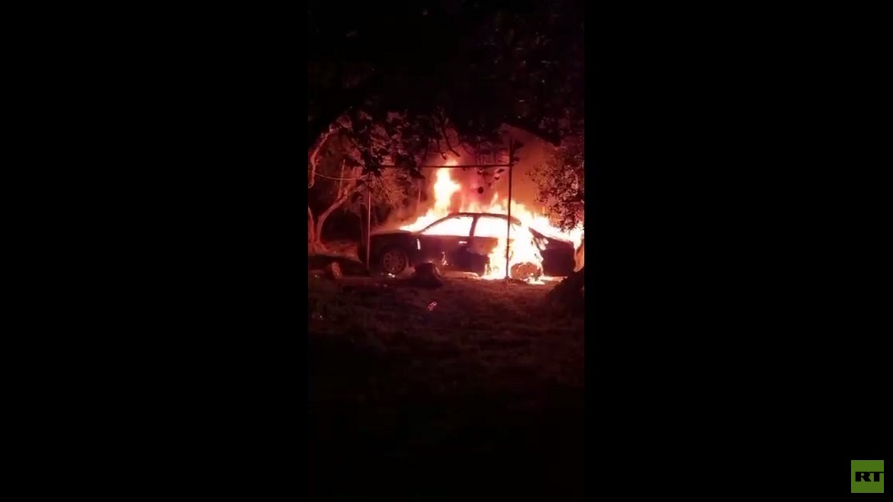إصابات وإحراق منازل ومنشآت ومركبات في هجوم متواصل للمستوطنين على حوارة جنوب نابلس (فيديو)