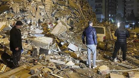 زلزال تركيا.. إنقاذ رجل بعد 183 ساعة قضاها تحت الأنقاض