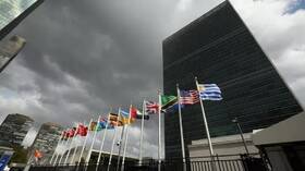 موسكو: البيت الأبيض يهمه منع روسيا من تحقيق الانتصار في أوكرانيا خدمة للسباق الانتخابي 4 روسيا تحذر من مخاطر اندلاع صدام مسلح بين القوى النووية