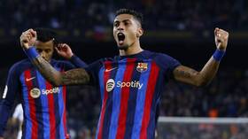 برشلونة يستغل تعثر ريال مدريد ويبتعد في الصدارة
