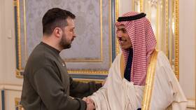 خلال زيارته إلى كييف.. وزير الخارجية السعودي يعلن تقديم المملكة 410 ملايين دولار لمساعدة أوكرانيا