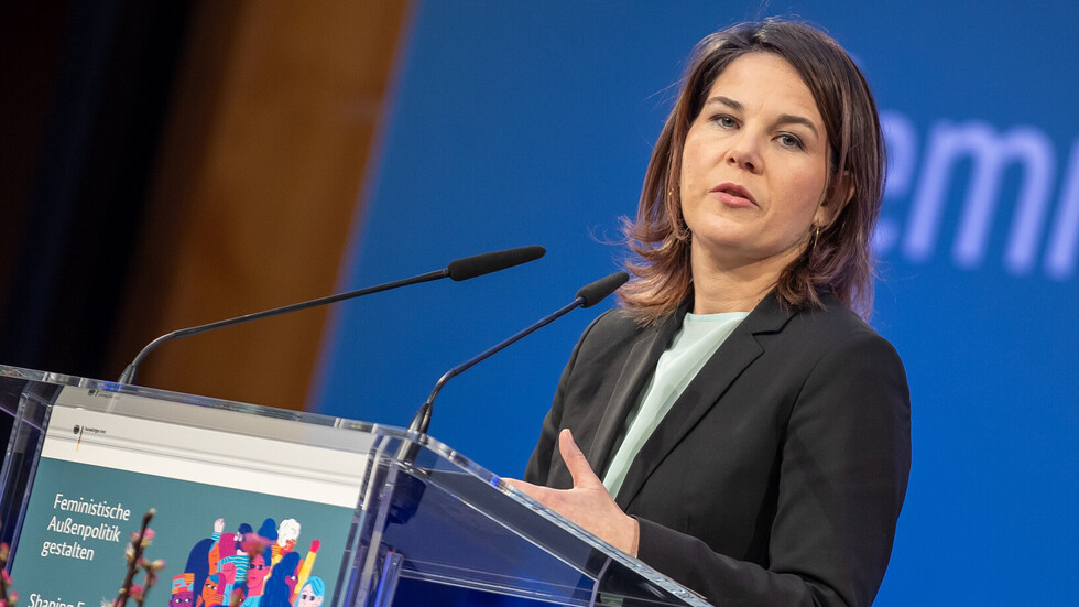 بيربوك: على أوكرانيا أن تقرر بنفسها ما إذا ستكون القرم جزءا من اتفاق السلام