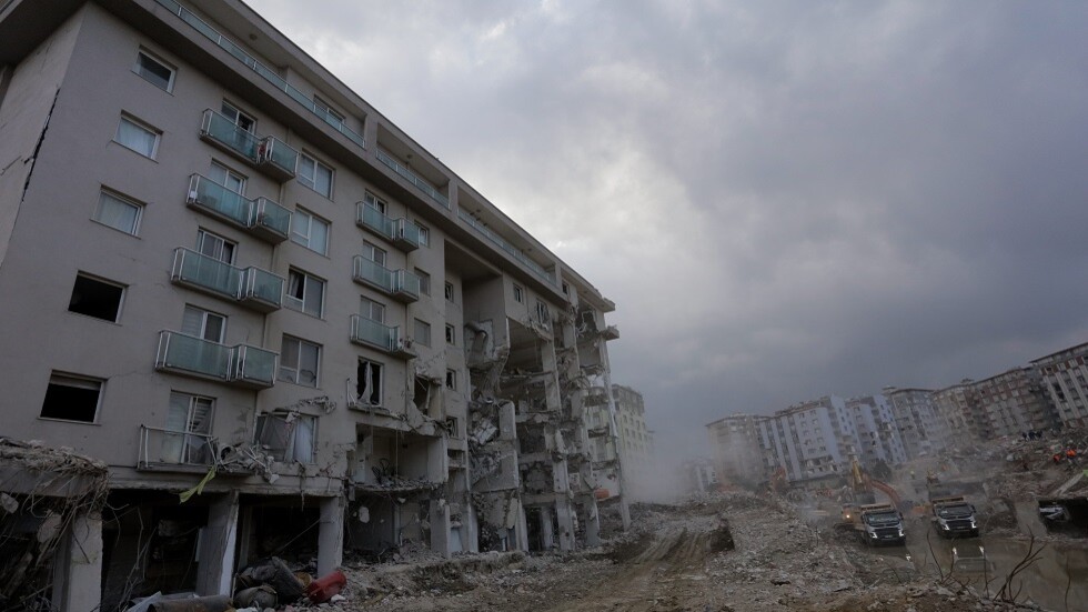 عالم أزهري يبت بالأقاويل عن "النجم الثاقب" والحدث المدمر ليلة النصف من رمضان