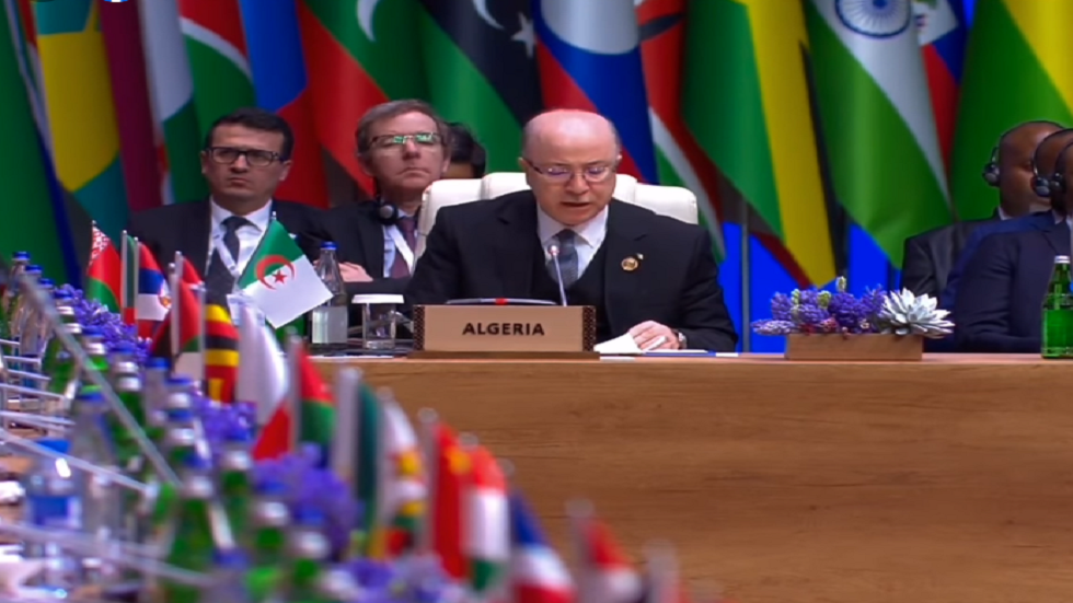 الجزائر تحث على دور أكبر لحركة "عدم الانحياز"